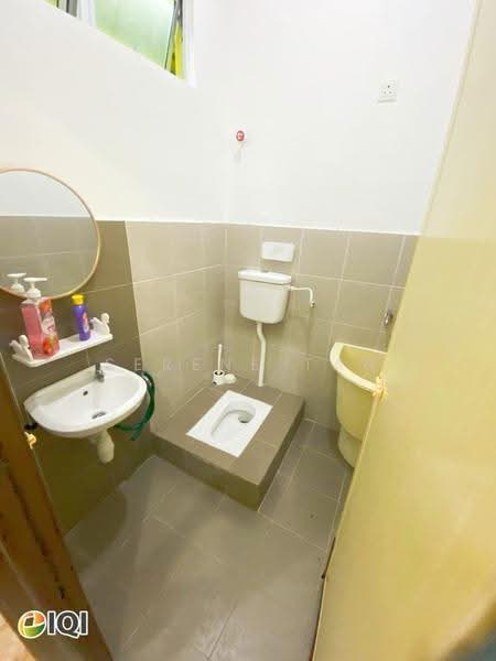 1-storey Terraced House for Rent in Tasek Gelugor (Penang) - Serene Tan - Bathroom - PropertyGuru.com.my