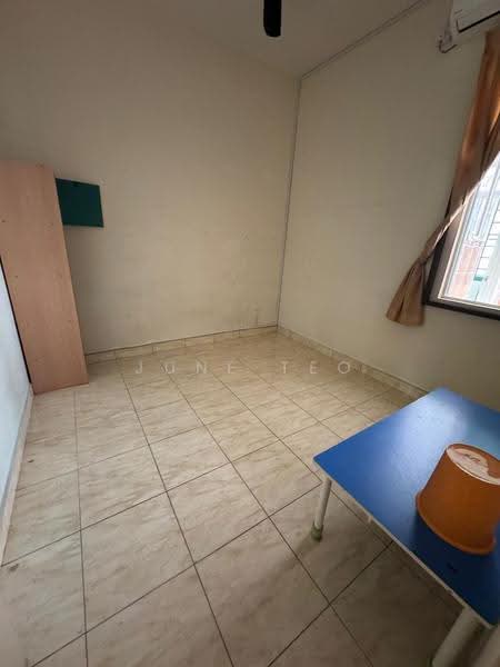 Rumah Teres 2-Tingkat untuk Disewa di Taman Gaya (Ulu Tiram) - June Teo - PropertyGuru.com.my