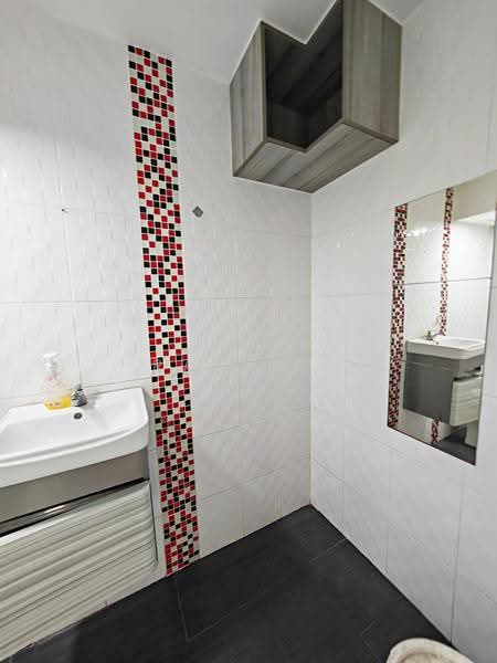 Office for Rent in Subang Jaya (Selangor) - Ray Lee - Bathroom - PropertyGuru.com.my