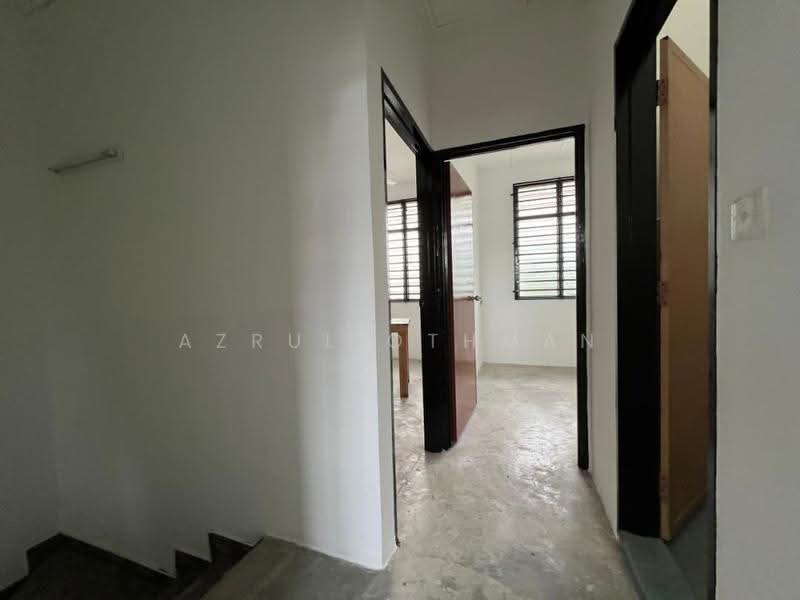 Rumah Teres 2-Tingkat untuk Dijual di Port Dickson (Negeri Sembilan) - Azrul Othman - Corridor - PropertyGuru.com.my