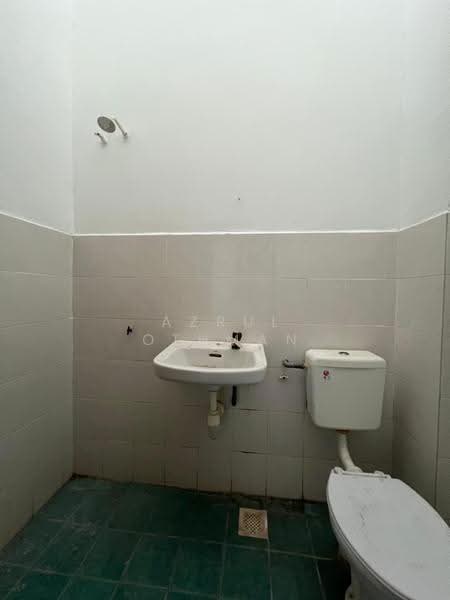 Rumah Teres 2-Tingkat untuk Dijual di Port Dickson (Negeri Sembilan) - Azrul Othman - Bathroom - PropertyGuru.com.my