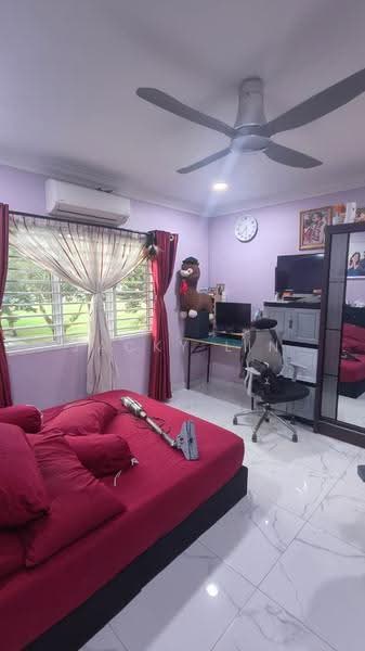 3-storey Terraced House for Sale in Taman Sri Muda (Shah Alam) - Jacky Lin - Bedroom - PropertyGuru.com.my