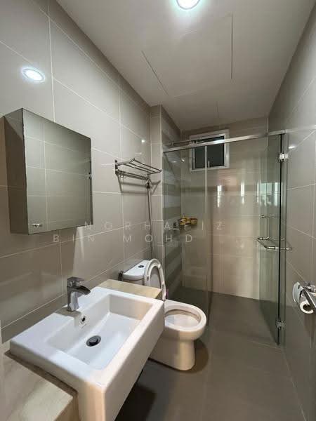 Condominium for Rent at Scenaria @ North Kiara Hills - Norhafiz Bin Mohd Nor - Bathroom - PropertyGuru.com.my