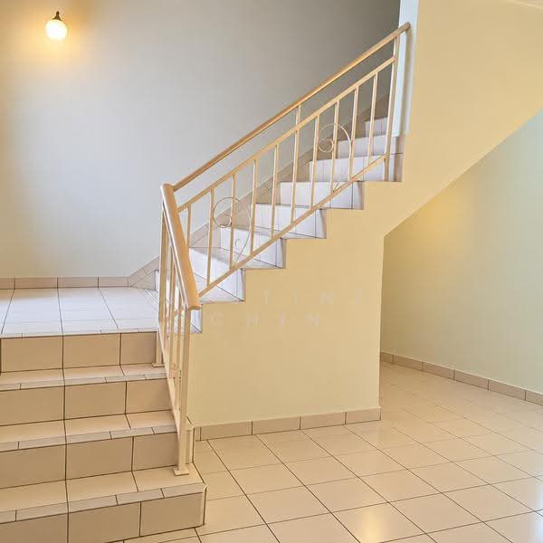 Rumah Teres 2-Tingkat untuk Dijual di Bandar Seri Botani (Ipoh) - Justine Chin - Entrance - PropertyGuru.com.my