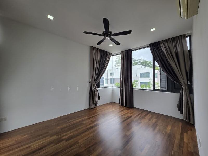 Bungalow House for Sale in Twin Palms Kemensah (Melawati) - Fifi Syafiza - Living Room - PropertyGuru.com.my