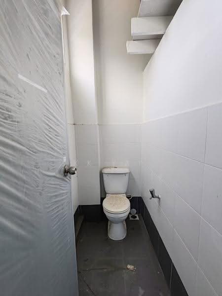 Shop / Office for Rent in Alor Gajah (Melaka) - KK Yap - Bathroom - PropertyGuru.com.my