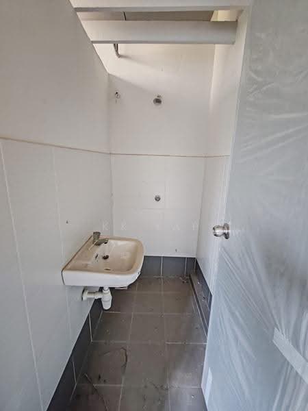 Shop / Office for Rent in Alor Gajah (Melaka) - KK Yap - Bathroom - PropertyGuru.com.my