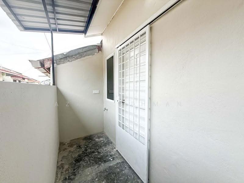 Rumah Teres 1-Tingkat untuk Dijual di Port Dickson (Negeri Sembilan) - Azrul Othman - Exterior - PropertyGuru.com.my