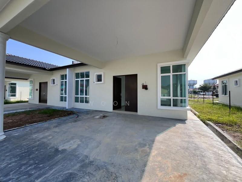 Rumah Berkembar untuk Dijual di Taman Limbongan Permai (Klebang) - Woon . - Exterior - PropertyGuru.com.my