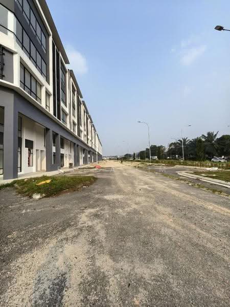 Kedai / Pejabat untuk Disewa di Austin Crest (Johor Bahru) - Erica Lim - Exterior - PropertyGuru.com.my
