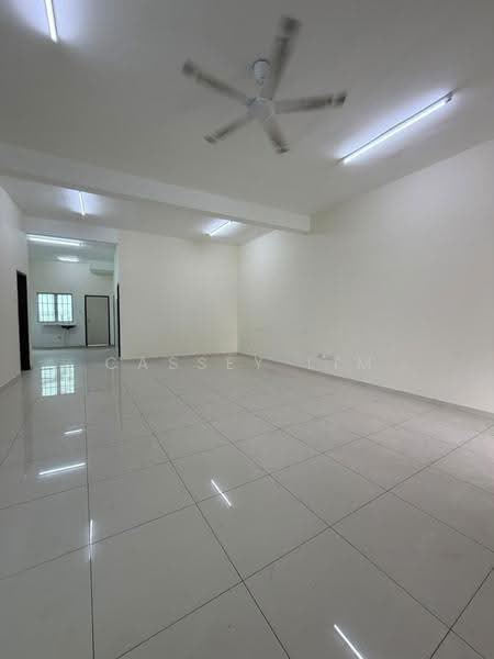 Rumah Teres 2-Tingkat untuk Disewa di Klang (Selangor) - Cassey Lim - Living Room - PropertyGuru.com.my