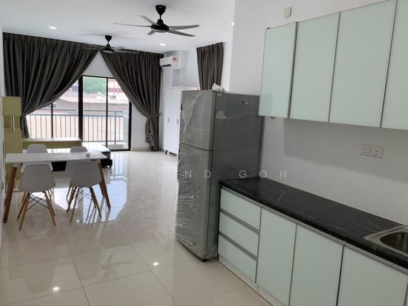 Kediaman Servis untuk Dijual di Boulevard 51 - Edmund Goh - Living Room - PropertyGuru.com.my
