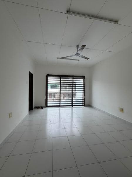 Rumah Teres 2-Tingkat untuk Dijual di Taman Scientex Senai (Senai) - JH Yap - Living Room - PropertyGuru.com.my