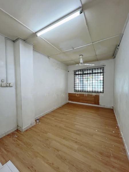 Rumah Teres 1.5-Tingkat untuk Dijual di Taman Gaya (Ulu Tiram) - Nathan Chan - Interior - PropertyGuru.com.my