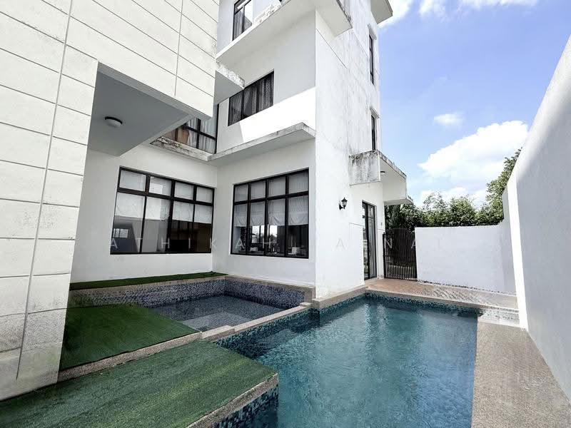 Rumah Berkembar untuk Dijual di Taman Melawati (Ulu Kelang) - Athikah Zainal - Exterior - PropertyGuru.com.my