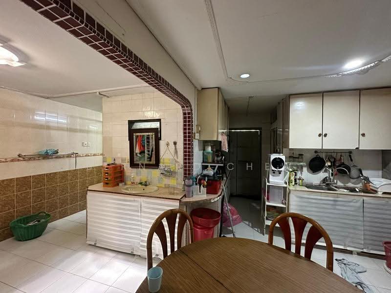 1-storey Terraced House for Sale in Sungai Nibong (Bayan Lepas) - Bernard Chew - Kitchen - PropertyGuru.com.my
