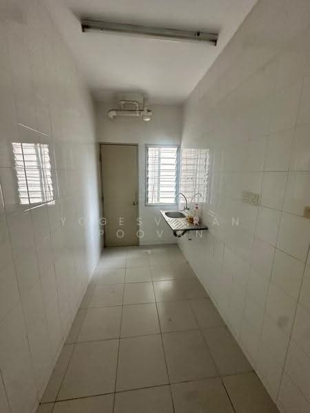 Apartment for Rent at Akasia - Yogesvaran Poovan - Kitchen - PropertyGuru.com.my