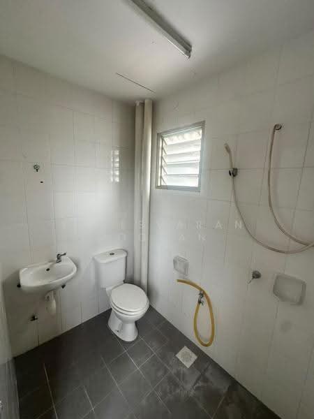 Apartment for Rent at Akasia - Yogesvaran Poovan - Bathroom - PropertyGuru.com.my