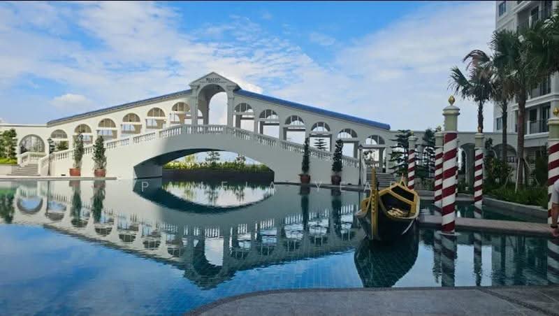 Condominium for Sale at Ideal Venice Residency - Pamela Yeap - Pool - PropertyGuru.com.my