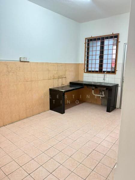 Rumah Teres 2-Tingkat untuk Dijual di Taman Cheras Prima (Kajang) - Celestine Ting - Kitchen - PropertyGuru.com.my