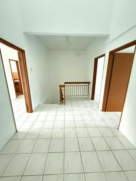 Rumah Teres 2-Tingkat untuk Dijual di Taman Cheras Prima (Kajang) - Celestine Ting - Corridor - PropertyGuru.com.my