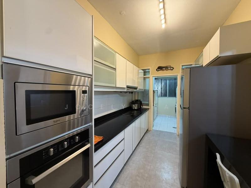 Condominium for Rent at Kelana Puteri - Jocelyn Lai - Kitchen - PropertyGuru.com.my