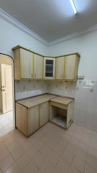 Pangsapuri untuk Disewa di Prima Saujana - Yenny Yap - Kitchen - PropertyGuru.com.my