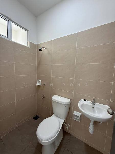 Terraced House for Sale in Bandar Dato Onn (Tebrau) - Elson Yong - Bathroom - PropertyGuru.com.my