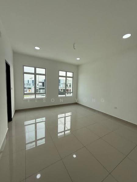 Terraced House for Sale in Bandar Dato Onn (Tebrau) - Elson Yong - Living Room - PropertyGuru.com.my