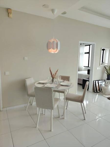 Kediaman Servis untuk Dijual di The Sky Executive Suites - Ask Hon - Dining Room - PropertyGuru.com.my