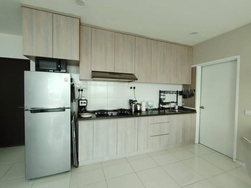 Kediaman Servis untuk Dijual di The Sky Executive Suites - Ask Hon - Kitchen - PropertyGuru.com.my