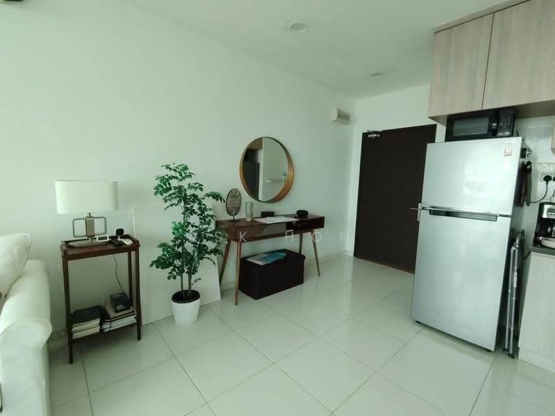 Kediaman Servis untuk Dijual di The Sky Executive Suites - Ask Hon - Living Room - PropertyGuru.com.my