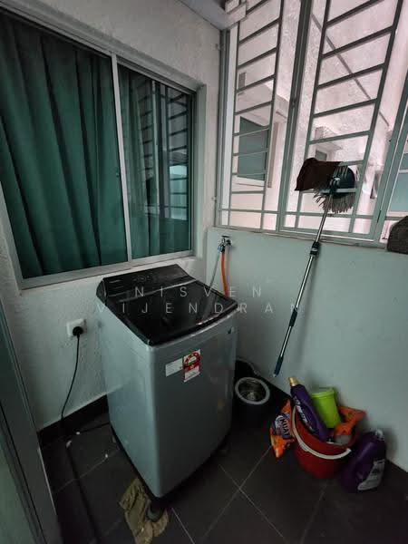 Kediaman Servis untuk Disewa di Serviced Residence @ Razak City Residences (RC Residences) - Nisven Vijendran - Balcony - PropertyGuru.com.my