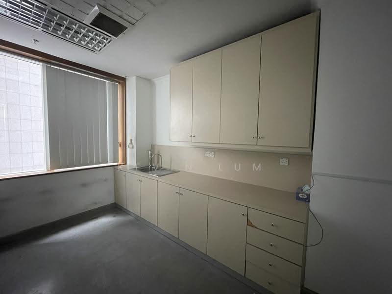 Pejabat untuk Disewa di KLCC (KL City Centre) - Kevin Lum - Kitchen - PropertyGuru.com.my