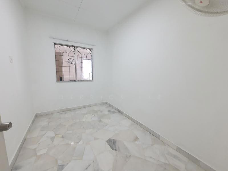 1.5-storey Terraced House for Sale in Usj 2 (Subang Jaya) - Derrick Lee - Interior - PropertyGuru.com.my