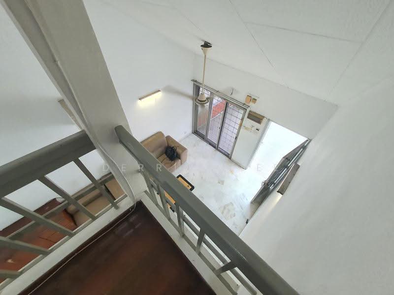 1.5-storey Terraced House for Sale in Usj 2 (Subang Jaya) - Derrick Lee - Living Room - PropertyGuru.com.my