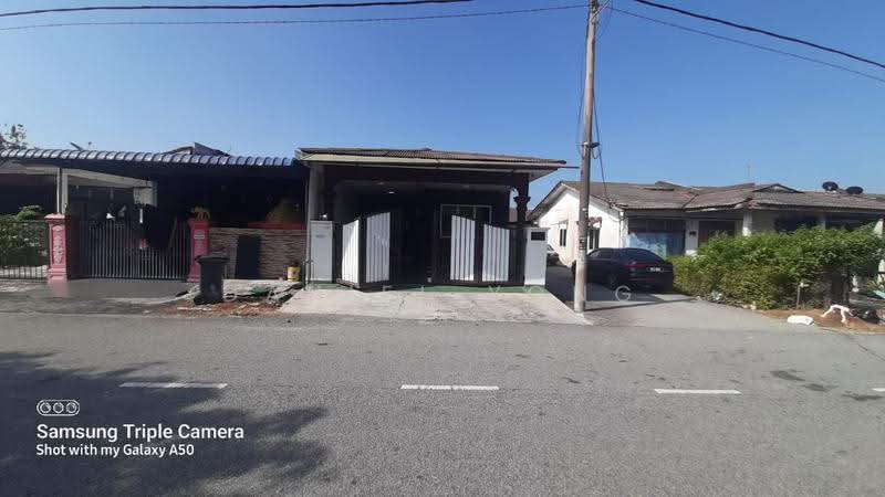 Rumah Teres untuk Dijual di Bandar Seremban Selatan (Seremban) - Daniel Yong - Exterior - PropertyGuru.com.my