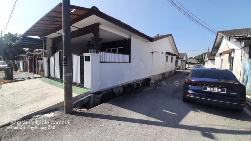 Rumah Teres untuk Dijual di Bandar Seremban Selatan (Seremban) - Daniel Yong - Exterior - PropertyGuru.com.my