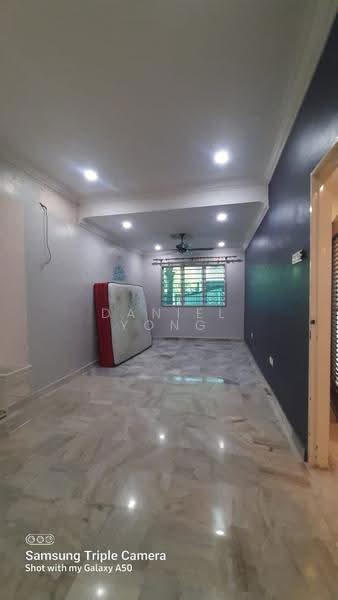 Rumah Teres untuk Dijual di Bandar Seremban Selatan (Seremban) - Daniel Yong - Living Room - PropertyGuru.com.my