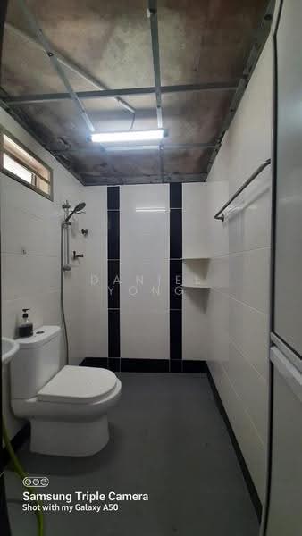 Rumah Teres untuk Dijual di Bandar Seremban Selatan (Seremban) - Daniel Yong - Bathroom - PropertyGuru.com.my