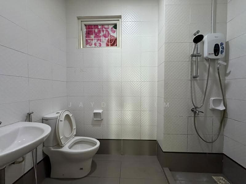Kediaman Servis untuk Disewa di Seasons Amara Larkin - Jayden Lim - Bathroom - PropertyGuru.com.my