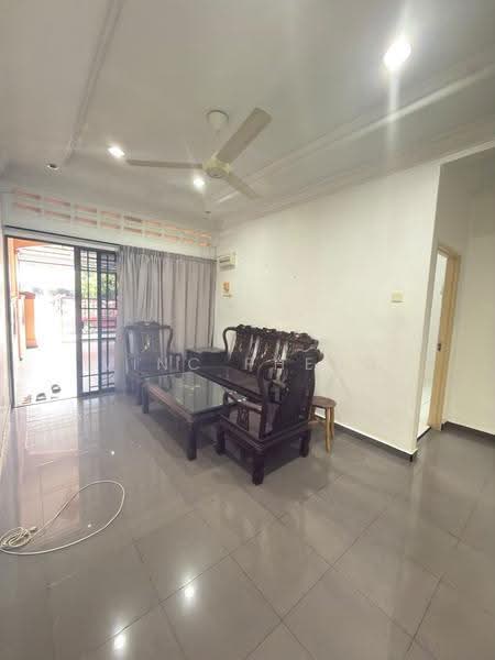 Rumah Teres 1-Tingkat untuk Dijual di Taman Seri Duyong 2 (Duyong) - Vinc Pheng - Living Room - PropertyGuru.com.my