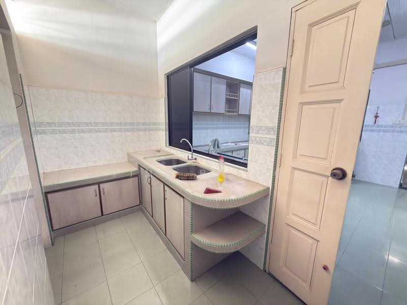 Rumah Teres 1-Tingkat untuk Dijual di Taman Seri Duyong 2 (Duyong) - Vinc Pheng - Kitchen - PropertyGuru.com.my