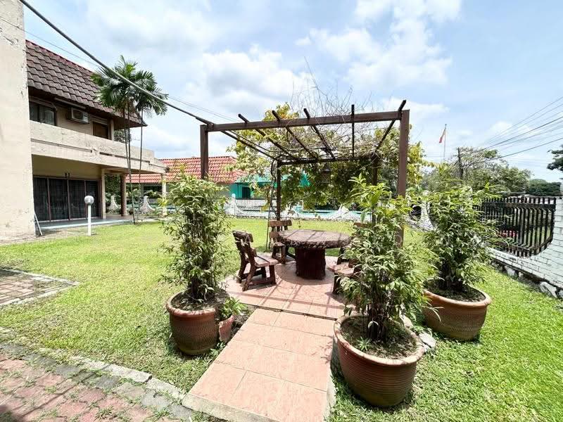 Rumah Banglo untuk Dijual di Petaling Jaya (Selangor) - Zuraina Rajudin - Exterior - PropertyGuru.com.my