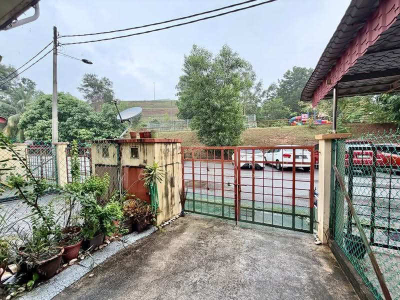 Rumah Bandar untuk Dijual di Saujana Utama (Selangor) - Mohd Hazlan bin Mohd Sopi - PropertyGuru.com.my