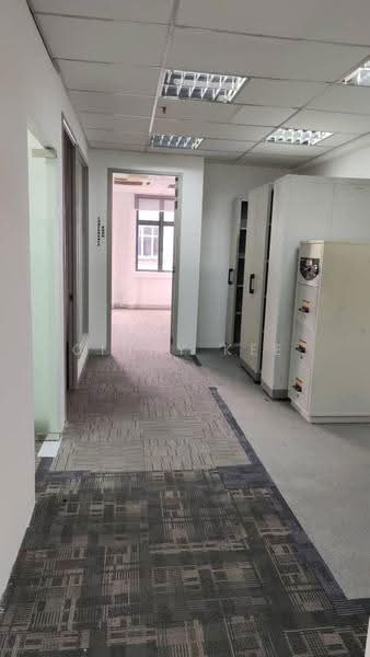 Pejabat untuk Disewa di Petaling Jaya (Selangor) - Cindy Kee - Corridor - PropertyGuru.com.my