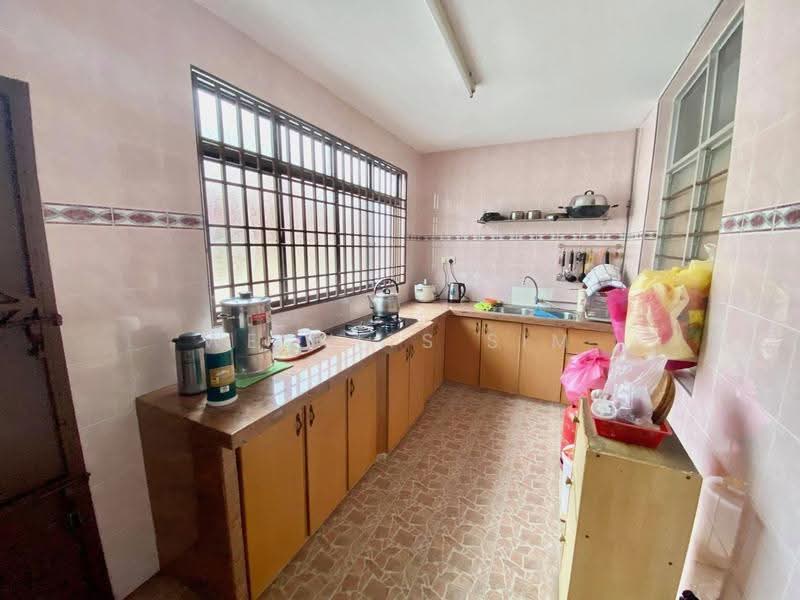 2-storey Terraced House for Sale in Sungai Nibong (Bayan Lepas) - Welwits Sim - Kitchen - PropertyGuru.com.my