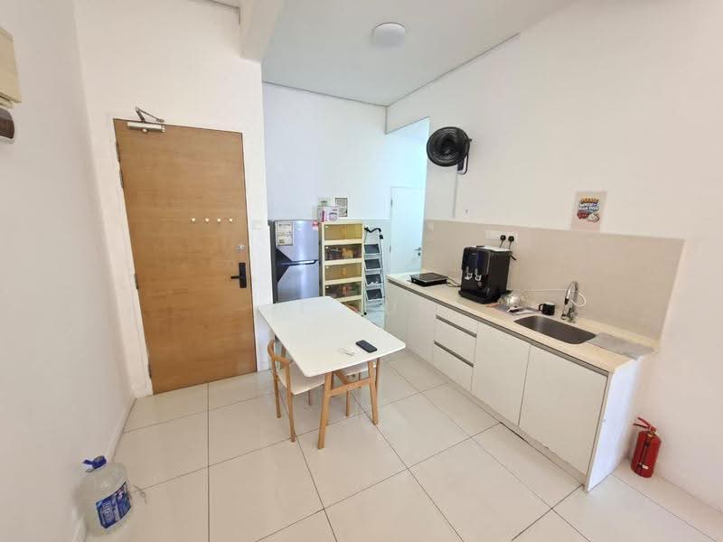 Service Residence for Rent at Skypod Residence - Yi Jun - Kitchen - PropertyGuru.com.my