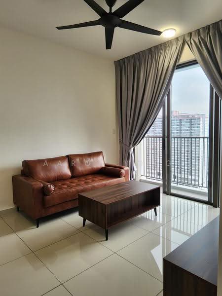Kediaman Servis untuk Disewa di Kenwingston Platz - Aaron Yong - Living Room - PropertyGuru.com.my