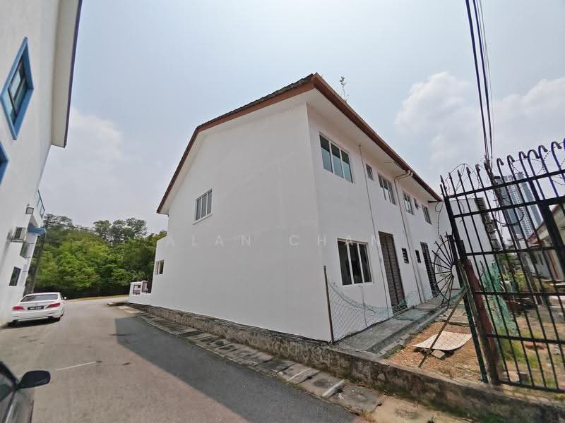 Rumah Teres 2-Tingkat untuk Dijual di TAMAN PUCHONG UTAMA (Puchong) - Alan Chan - Exterior - PropertyGuru.com.my
